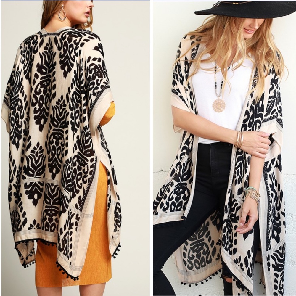 Last 1 New boho chic Pom Pom Detail kimono cardi - Picture 2 of 6